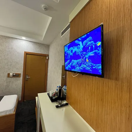 Hotel Grand Temel 3*